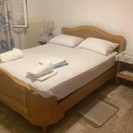 Holiday home Skinos